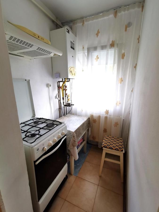 Apartament Intimate Militari *